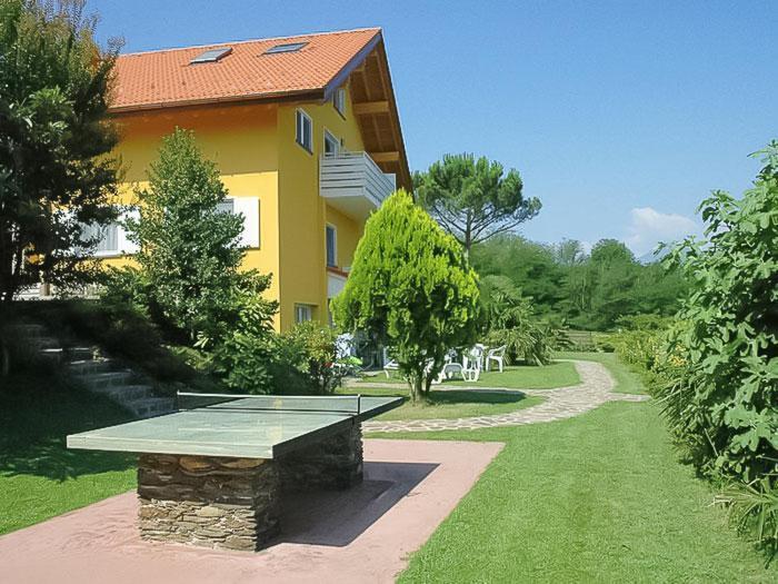 Bellavista A Garten Appartement Mit Pool 콜리코 외부 사진